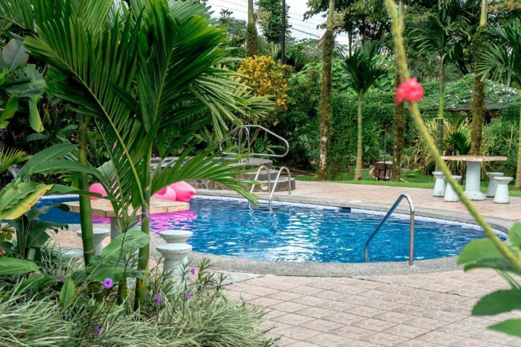 Hotel Vista Del Cerro La Fortuna Exterior photo